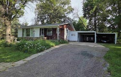 809 Bridge St, Coon Rapids, IA 50058