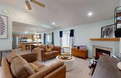 14 Charles Dr, IowaCity, IA 52245