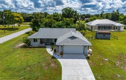 2420 PINELLAS Drive, PUNTA GORDA, FL 33983