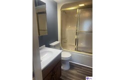 108 B Mt Vernon Court, Elizabethtown, KY 42701-1611