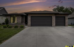836 N 18 Avenue, Blair, NE 68008