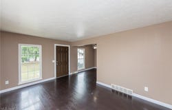 6553 Engle Road unit: 39C, Brook Park, OH 44142