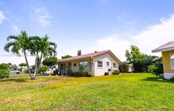 7002 NW 95th Ave, Tamarac, FL 33321