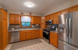 221 Crestwood Drive, North Mankato, MN 56003