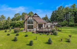 157 TOP MEADOW LANE, BERKELEY SPRINGS, WV 25411
