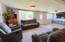 858 E MAIN ST, John Day, OR 97845