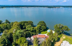512 E Shore Road, Great Neck, NY 11024
