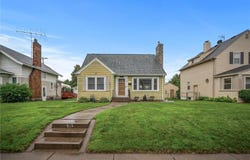 518 8th Avenue N, South Saint Paul, MN 55075