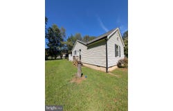 215 HAMILTON Drive, RUTHER GLEN, VA 22546