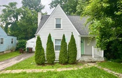 4457 Emerald Ave, Cincinnati, OH 45242