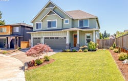 1041 NE 16TH AVE, Canby, OR 97013