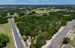 250 Deer Run, Mountain Home, TX 78058