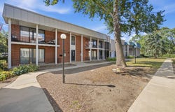 9812 S Karlov Avenue, Oak Lawn, IL 60453