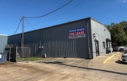 105 E Wilkins, Angleton, TX 77515
