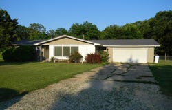 812 Max Ave, Cuba, MO 65453
