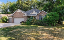 2140 Austin Shores Avenue, Portage, MI 49002