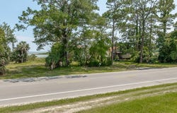 434 Highway 98, Apalachicola, FL 32320