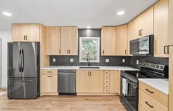 840 W Larkspur Street, Olathe, KS 66061