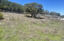 1395 OVERBROOK LN, Spring Branch, TX 78070