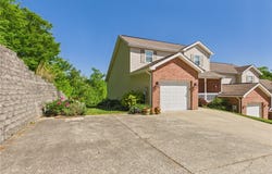 20 Moonlight Drive, Elkview, WV 25701