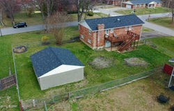 2700 Stephan Rd, Louisville, KY 40214