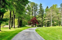6684 Farview Road, Brecksville, OH 44141
