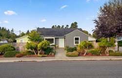1699 PINE St, Florence, OR 97439