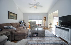 817 Daisy Circle NE, DeMotte, IN 46310