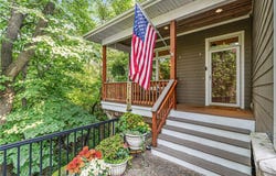 917 Parkview Lane, Victoria, MN 55386