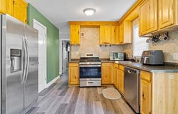 7727 Richland Avenue, Kansas City, KS 66111
