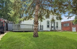 821 West Douglas Street, Freeport, IL 61032