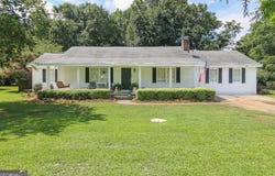 1404 Tucker, Perry, GA 31069