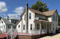 408 S Madison, ELIZABETH, IL 61028