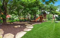 2908 W 124th Terrace, Leawood, KS 66209