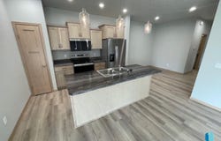 3612 S Heather Ave, Sioux Falls, SD 57106