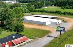 31 E Vaughn Rd, Mayfield, KY 42066