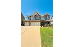 724 Laura Jean Court, Buford, GA 30518