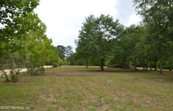 N YELLOW PINE Circle, Glen St. Mary, FL 32040