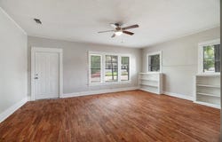1358 Bonham St, Paris, TX 75460