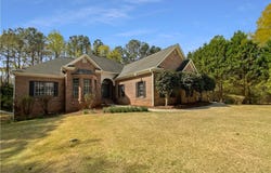 105 Laurel Ridge Court, Fayetteville, GA 30215