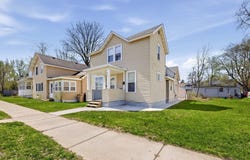516 Cochrane Street, Eau Claire, WI 54703