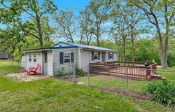 1164 Pawnee Drive, Cuba, MO 65453
