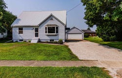 114 E State Route 116, Benson, IL 61516