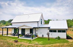 706 Taylor, Llano, TX 78643