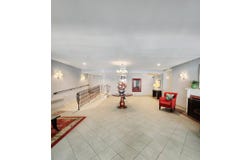 241-20 Northern Blvd, Douglaston, NY 11362