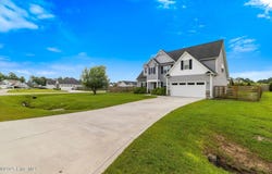 118 Bridgeport Drive, Sneads Ferry, NC 28460