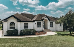 507 Saddletree LN, Dripping Springs, TX 78620