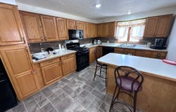 1207 KUSSMAN Road, MARION, WI 54950-9185