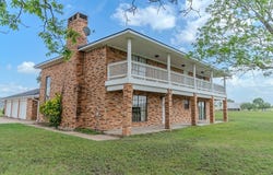 2745 Holub Road, Schulenburg, TX 78956