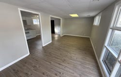 1055 Seale Avenue, Evansville, IN 47714